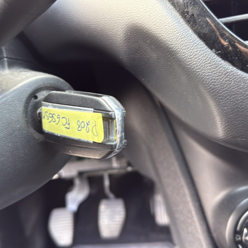 PEUGEOT 208 1 PHASE 2 1.5 BLUE HDI - 16V TURBO Photo n°29