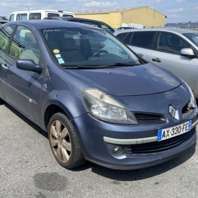 Aile avant gauche RENAULT CLIO 3 Photo n°6