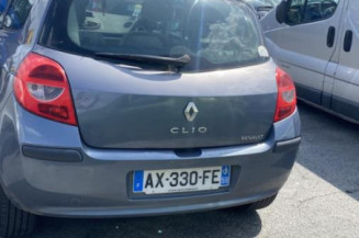 Aile avant gauche RENAULT CLIO 3