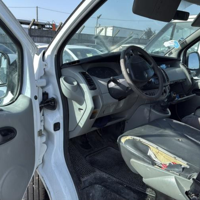 Aile avant gauche RENAULT TRAFIC 2 Photo n°14