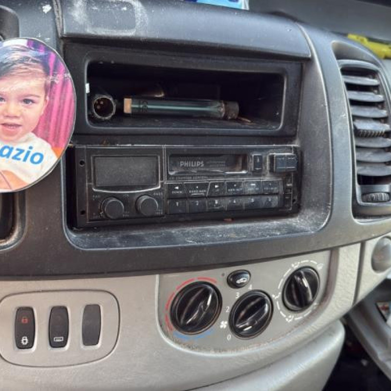 Aile avant gauche RENAULT TRAFIC 2 Photo n°19