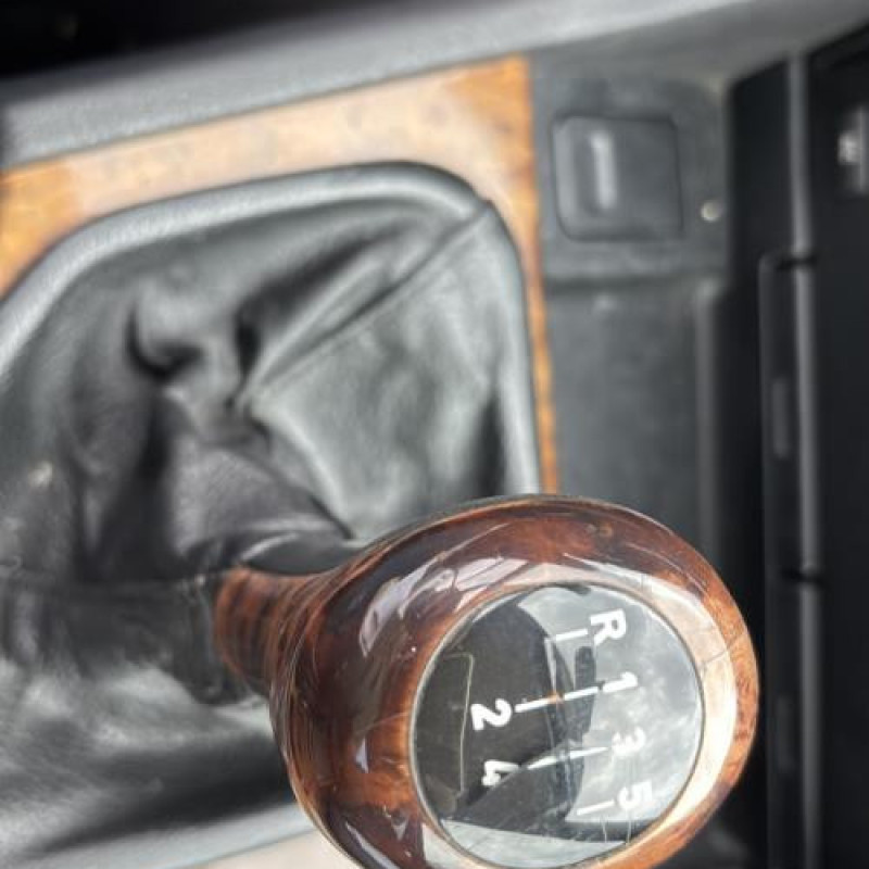 Capot BMW SERIE 5 E39 Photo n°17