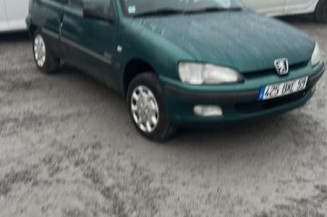 Porte avant droit PEUGEOT 106