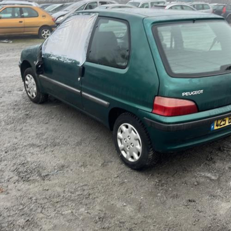 Porte avant droit PEUGEOT 106 Photo n°10