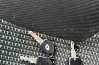 Porte avant droit PEUGEOT 106