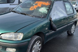 Porte avant droit PEUGEOT 106