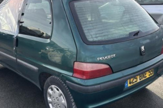 Porte avant droit PEUGEOT 106