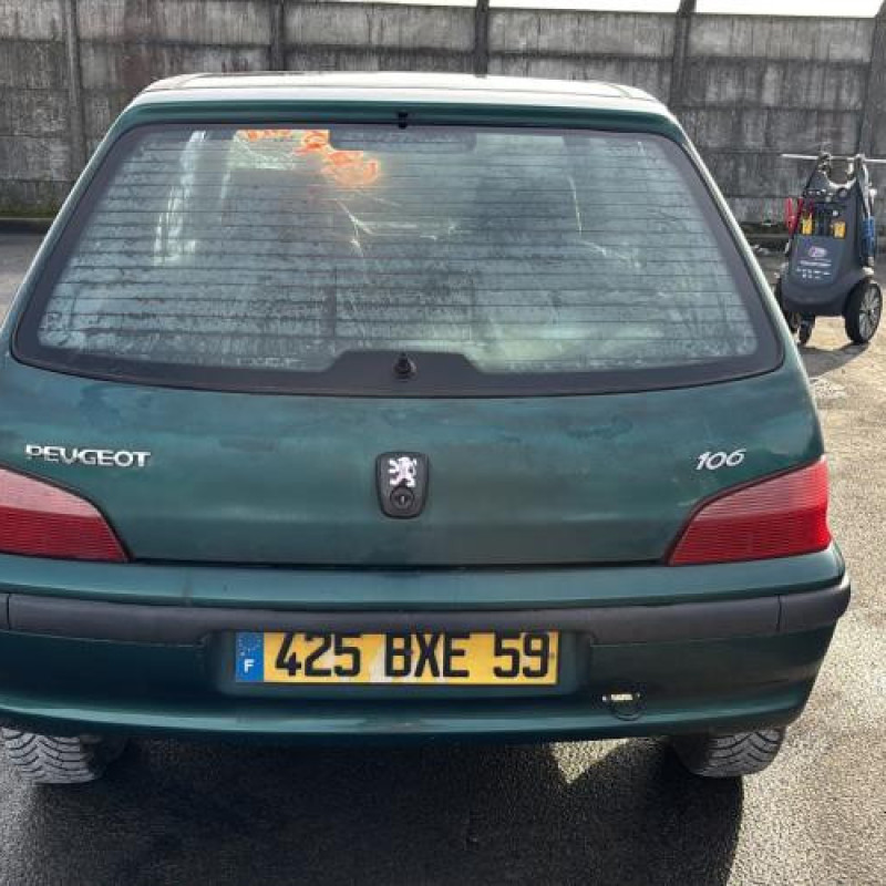 Porte avant droit PEUGEOT 106 Photo n°20