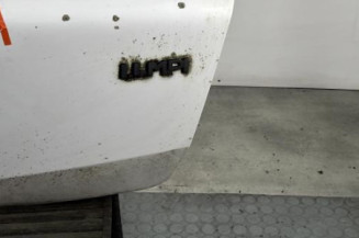 Malle/Hayon arriere DACIA LOGAN 1
