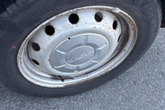 Malle/Hayon arriere DACIA LOGAN 1