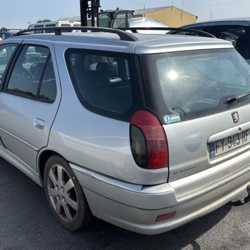 Malle/Hayon arriere PEUGEOT 306 Photo n°17