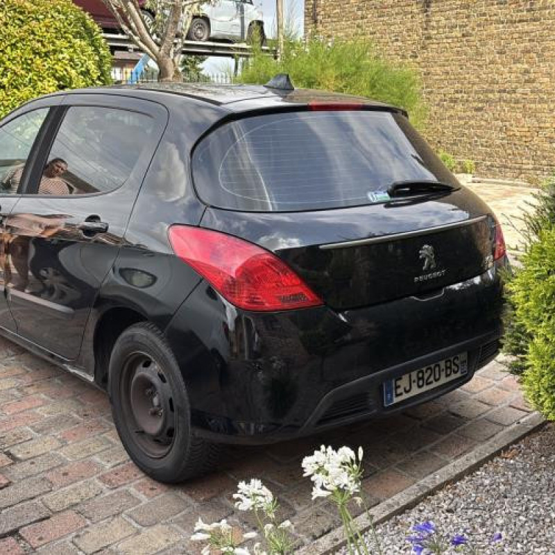 Malle/Hayon arriere PEUGEOT 308 1 Photo n°15