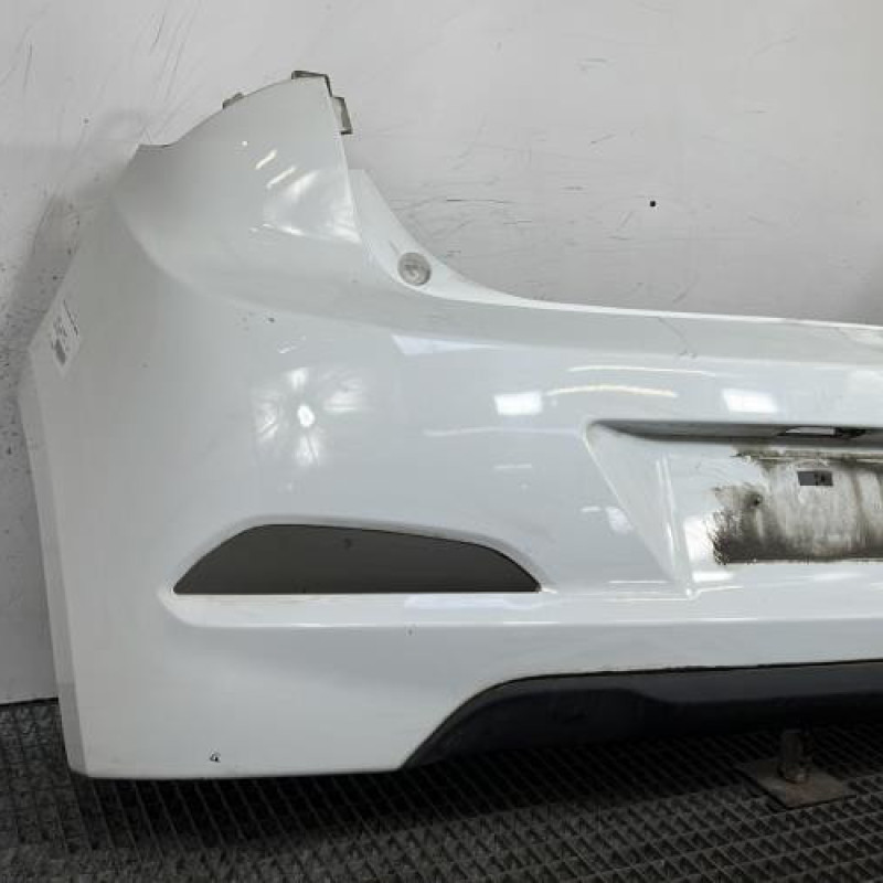 Pare choc arriere HYUNDAI I 20 2 Photo n°2