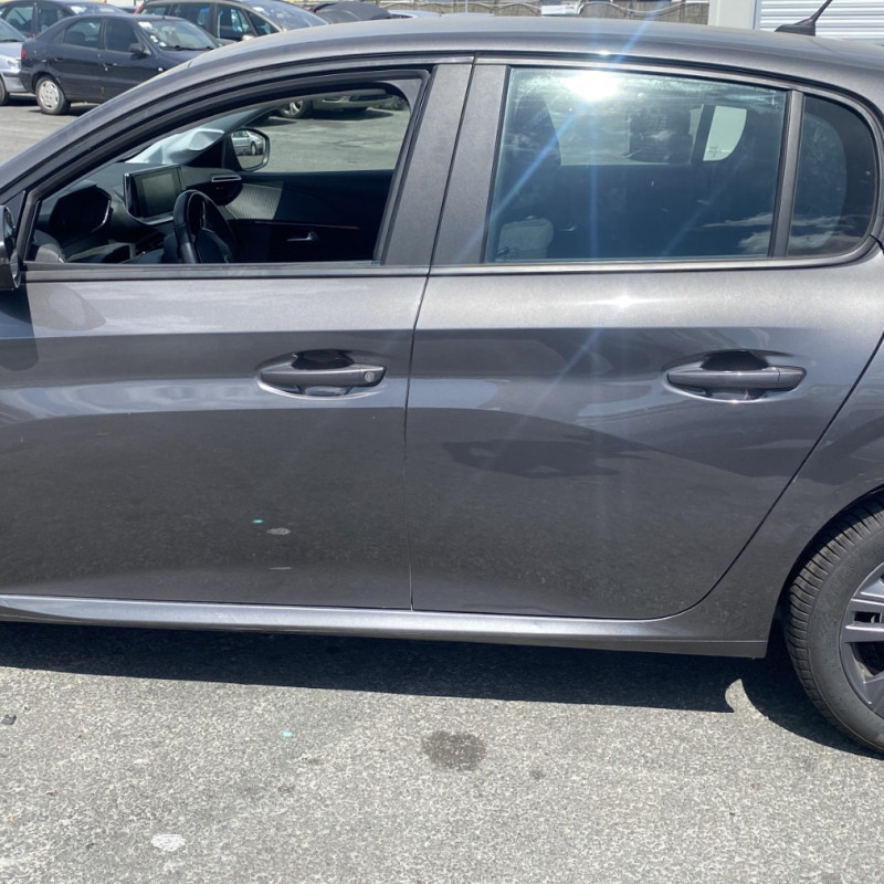 PEUGEOT 208 2 PHASE 1 1.5 BLUE HDI - 16V TURBO Photo n°9