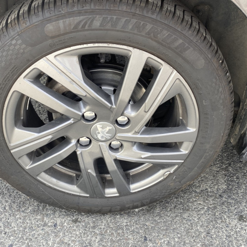 PEUGEOT 208 2 PHASE 1 1.5 BLUE HDI - 16V TURBO Photo n°25