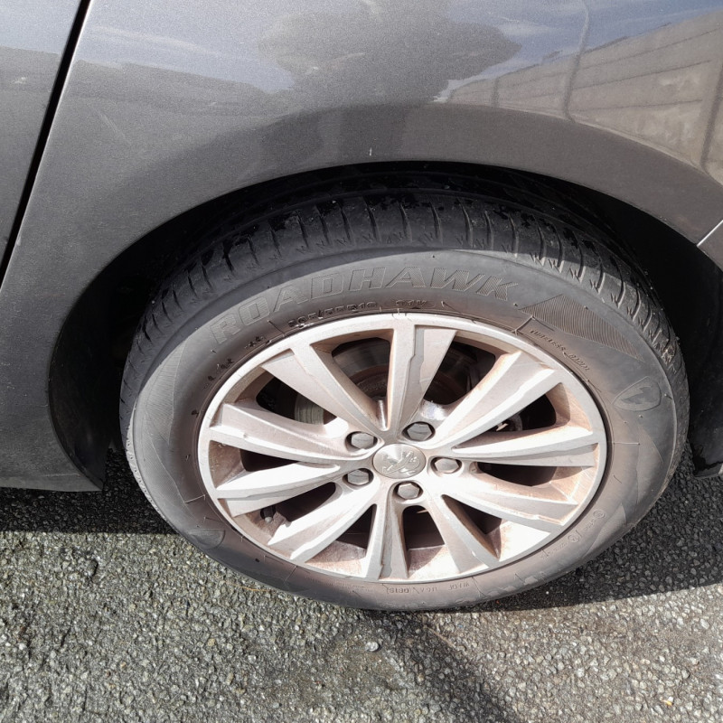 PEUGEOT 308 2 PHASE 1 1.6 BLUE HDI - 8V TURBO Photo n°17