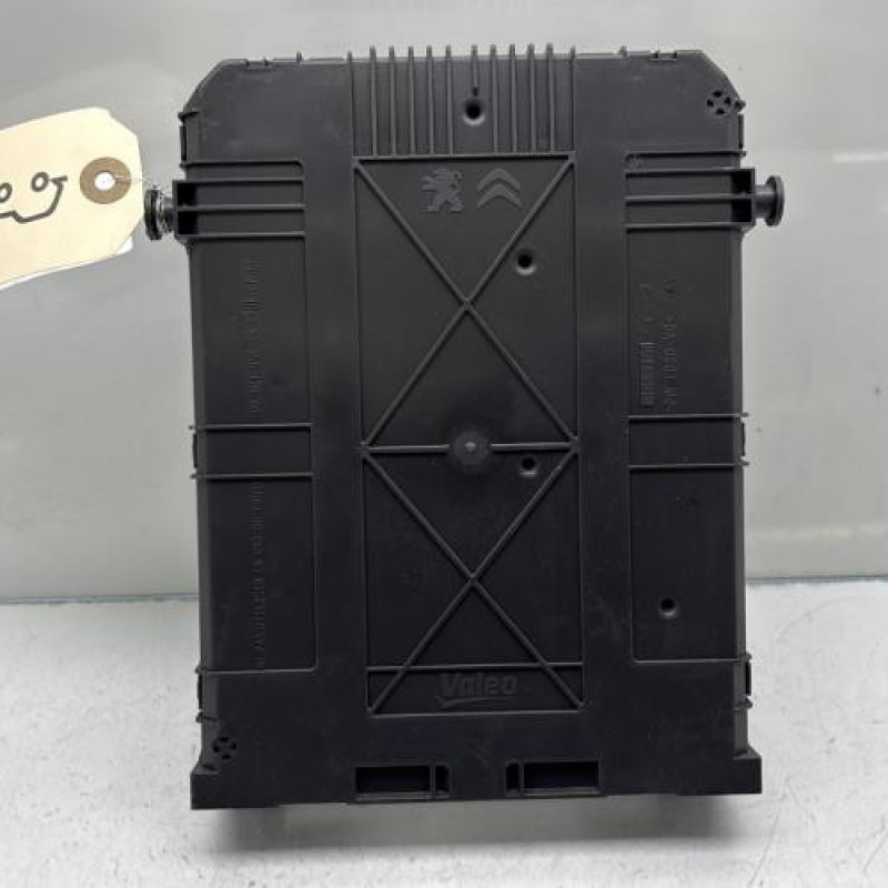 Boitier BSI PEUGEOT 208 1 Photo n°2