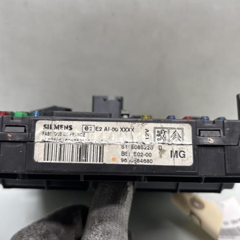 Boitier BSI PEUGEOT 206 Photo n°2