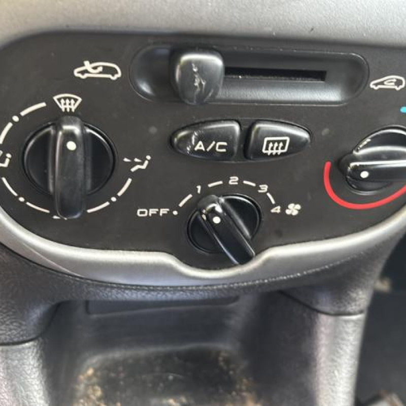 Boitier BSI PEUGEOT 206 Photo n°17