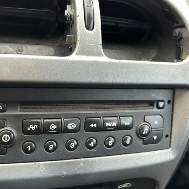 Boitier BSI PEUGEOT 206 Photo n°18