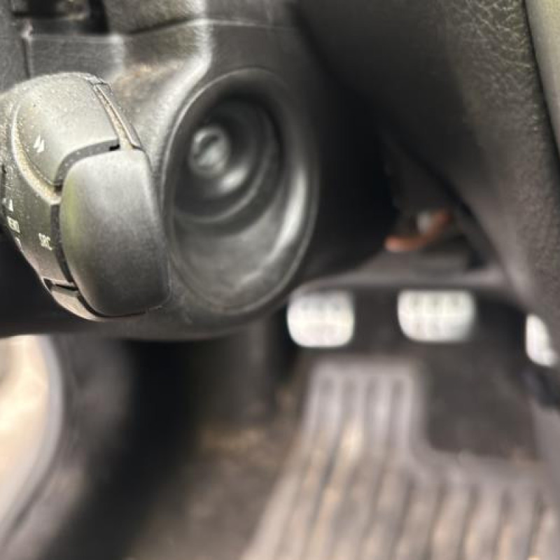 Boitier BSI PEUGEOT 206 Photo n°19