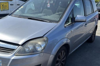 Aile avant droit OPEL ZAFIRA B