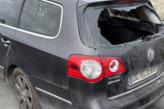Porte avant gauche VOLKSWAGEN PASSAT 5