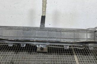 Renfort pare choc arriere (traverse) HYUNDAI I 20 2 Photo n°1