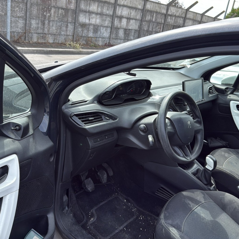 PEUGEOT 208 1 PHASE 2 1.2 VTI - 12V Photo n°22