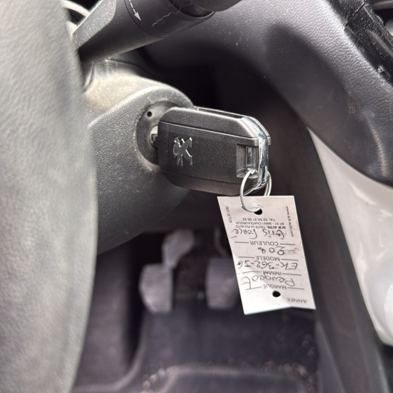 PEUGEOT 208 1 PHASE 2 1.2 VTI - 12V Photo n°31