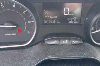 PEUGEOT 208 1 PHASE 2 1.2 VTI - 12V