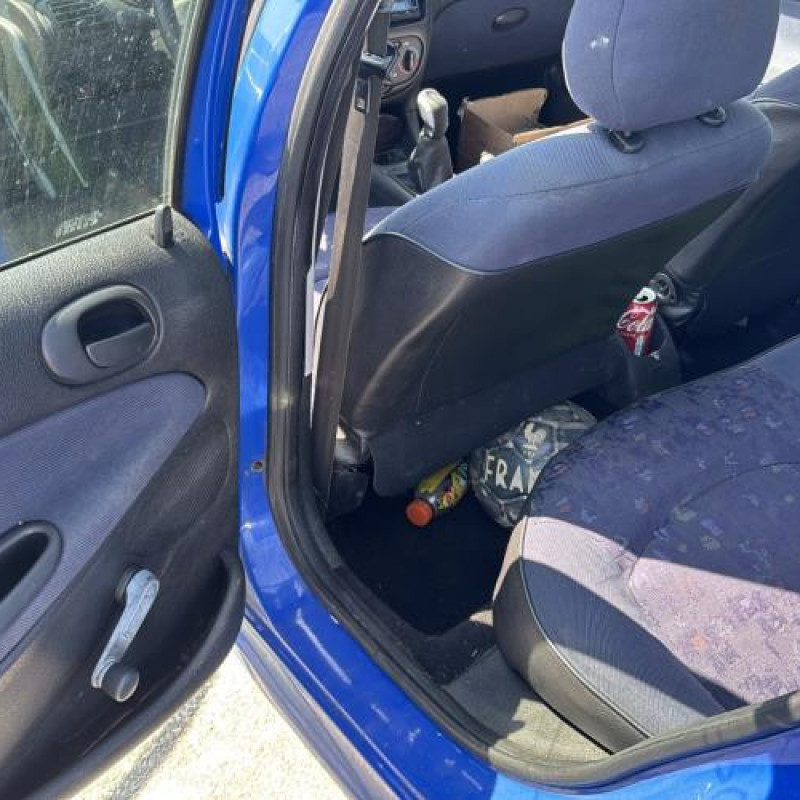 Boitier BSI PEUGEOT 206 Photo n°13