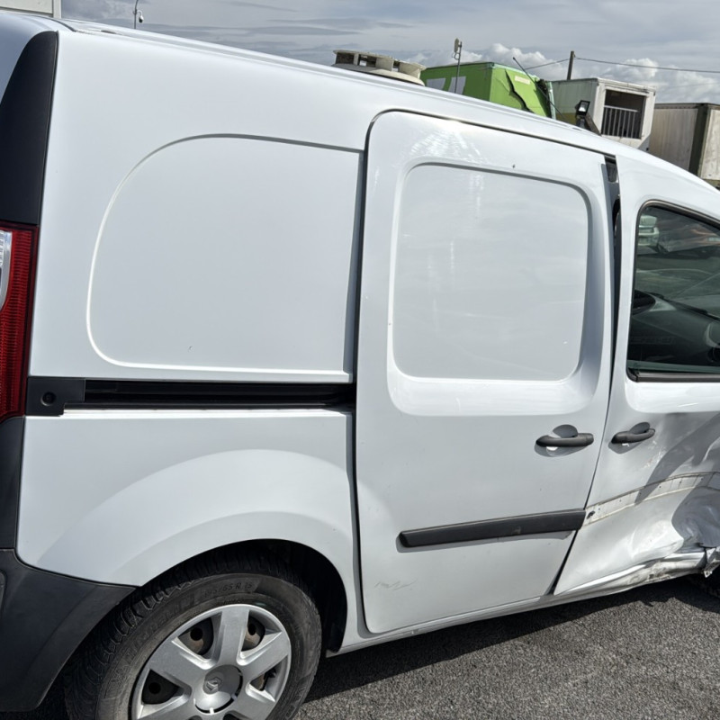RENAULT KANGOO 2 PHASE 2 1.5 DCI - 8V TURBO Photo n°6