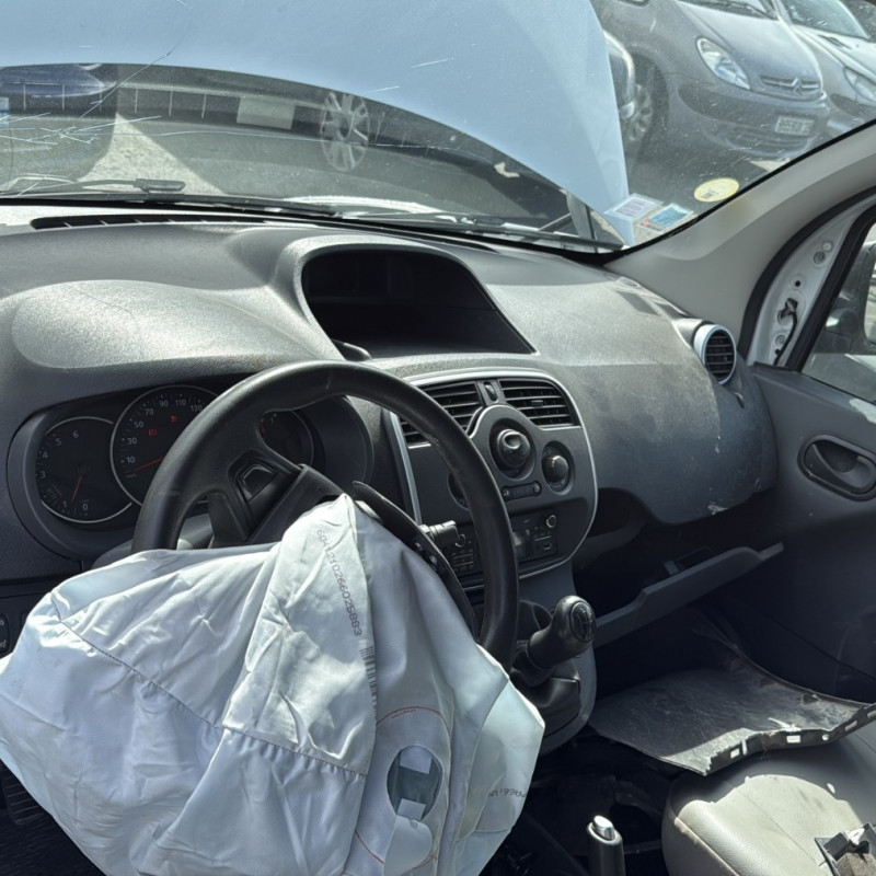 RENAULT KANGOO 2 PHASE 2 1.5 DCI - 8V TURBO Photo n°14