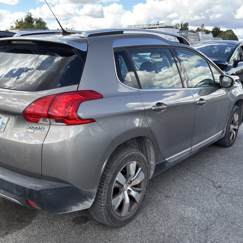 PEUGEOT 2008 1 PHASE 1 1.6 HDI - 8V TURBO Photo n°3