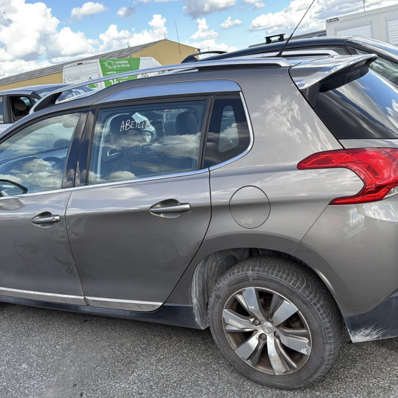 PEUGEOT 2008 1 PHASE 1 1.6 HDI - 8V TURBO Photo n°6