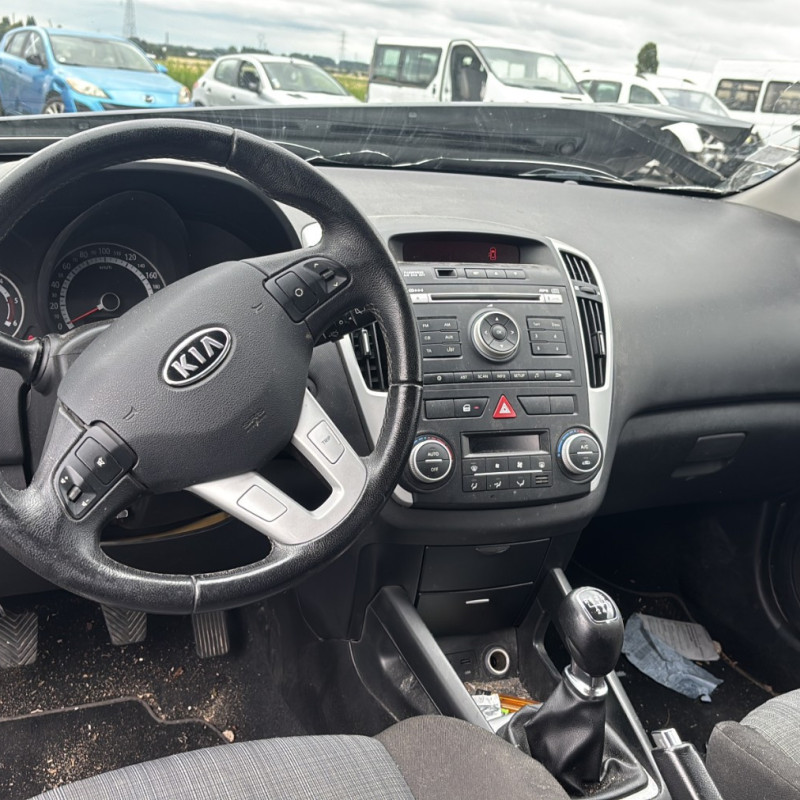 KIA PRO-CEED 1 PHASE 2 1.6 CRDI - 16V TURBO Photo n°24