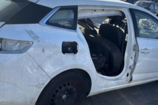 Boitier UCH RENAULT MEGANE 4