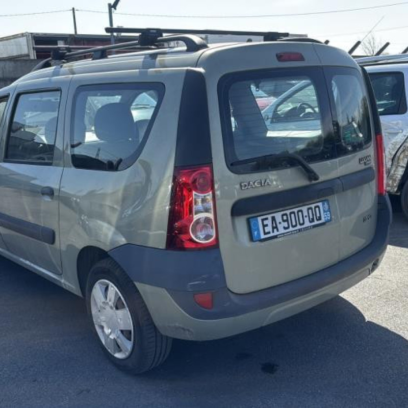 Pare choc arriere DACIA LOGAN MCV 1 Photo n°10