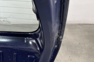 Malle/Hayon arriere DACIA SANDERO 1