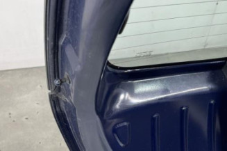 Malle/Hayon arriere DACIA SANDERO 1