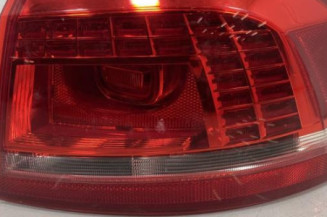 Feu arriere principal droit (feux) VOLKSWAGEN PASSAT 6 Photo n°1