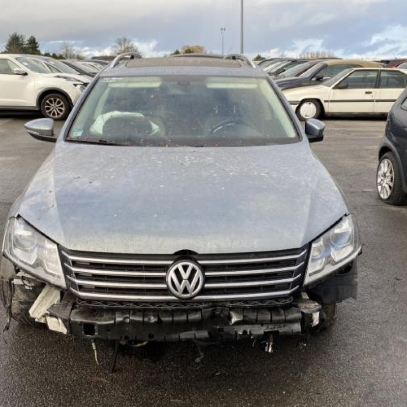 Feu arriere principal droit (feux) VOLKSWAGEN PASSAT 6 Photo n°13