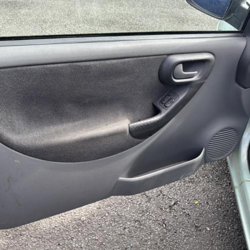 Optique avant principal droit (feux)(phare) OPEL CORSA C Photo n°19