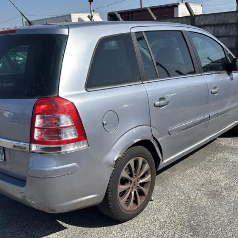 Malle/Hayon arriere OPEL ZAFIRA B Photo n°16