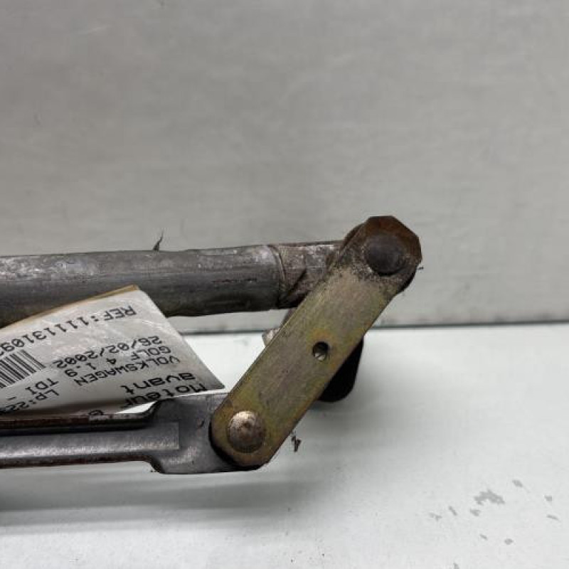 Moteur essuie glace avant VOLKSWAGEN GOLF 4 Photo n°5