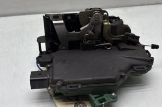 Serrure arriere droit VOLKSWAGEN GOLF 4