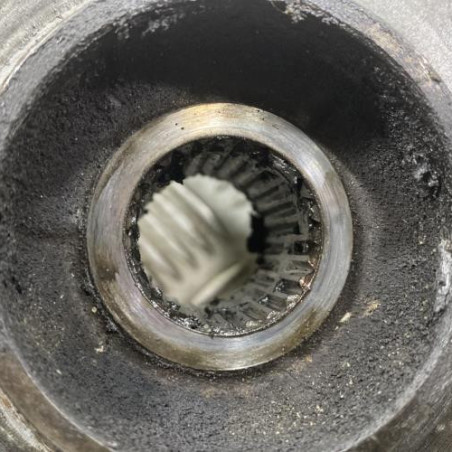 Pivot de moyeu avant gauche PEUGEOT 308 1