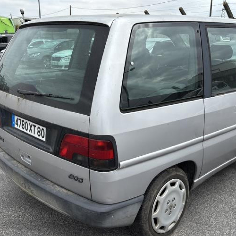Calandre PEUGEOT 806 Photo n°7