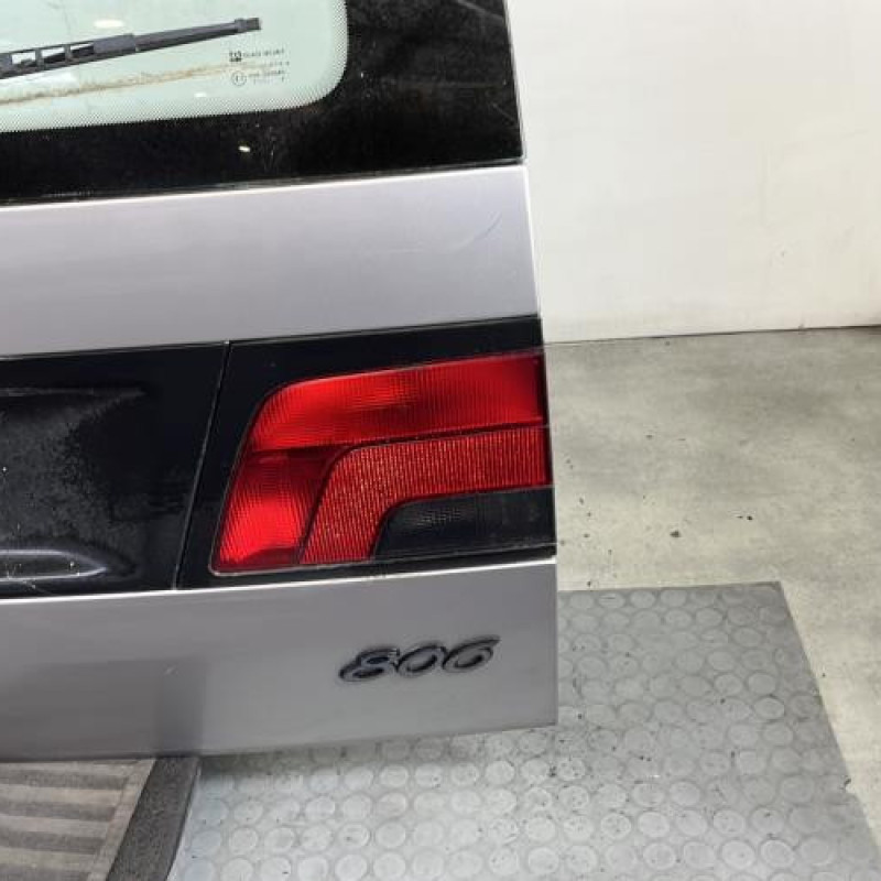 Malle/Hayon arriere PEUGEOT 806 Photo n°5